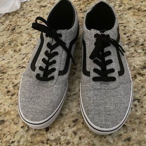 Vans ward low boys skate shoes size 7